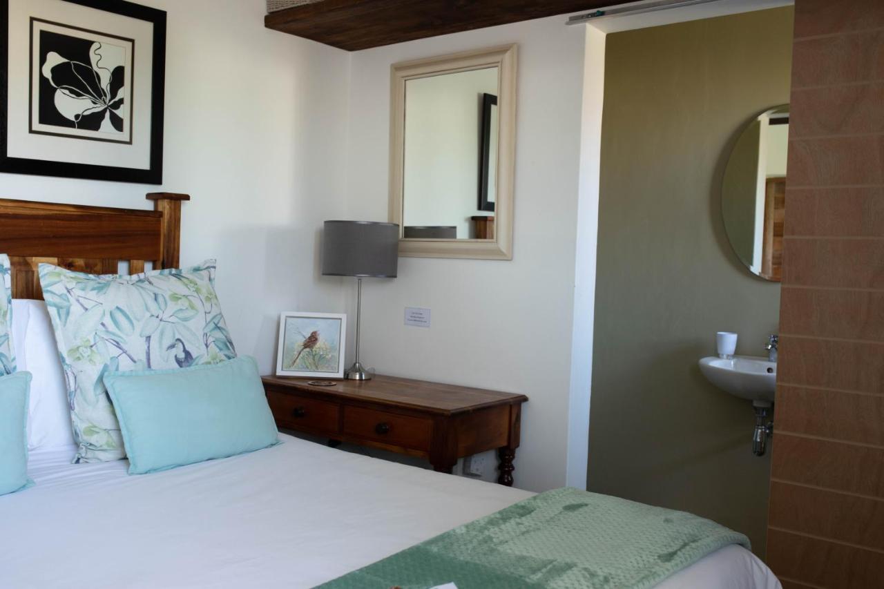 Stay At Friends Economic Rooms Malkopvlei Dış mekan fotoğraf